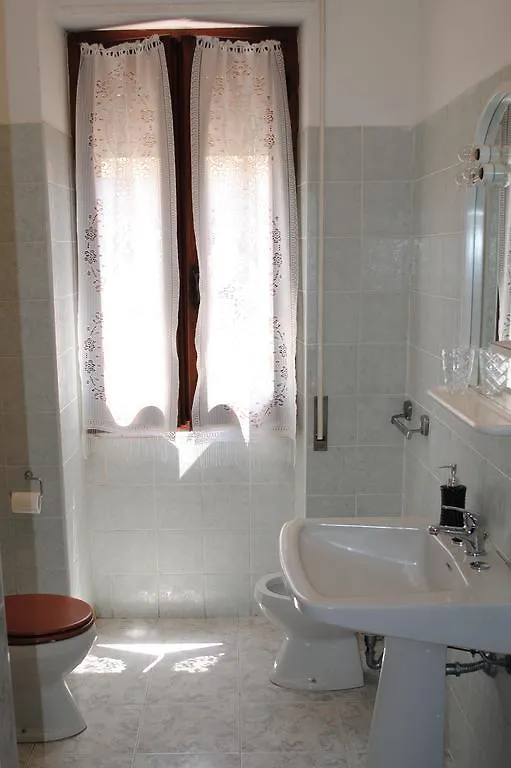アルゲーロ Calciufetta Bed & Breakfast 2*,  イタリア